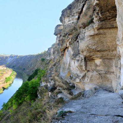 Voyage en Moldavie : Histoire et Traditions de la Moldavie